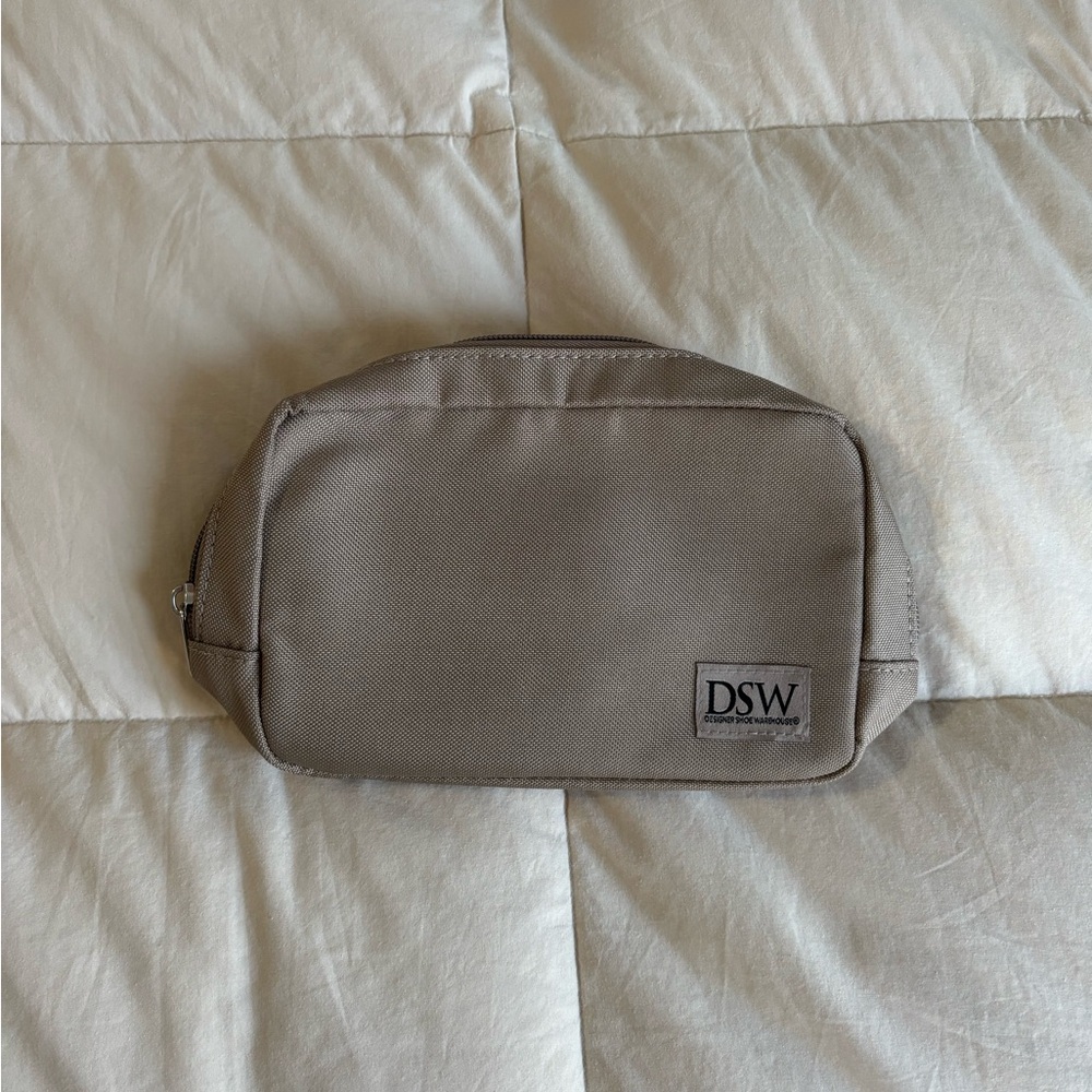 ❗️New DSW Crossbody Bag